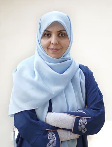 زینب افشاری