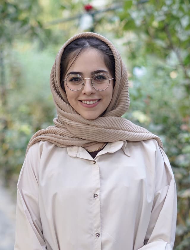 سنا علیزاده